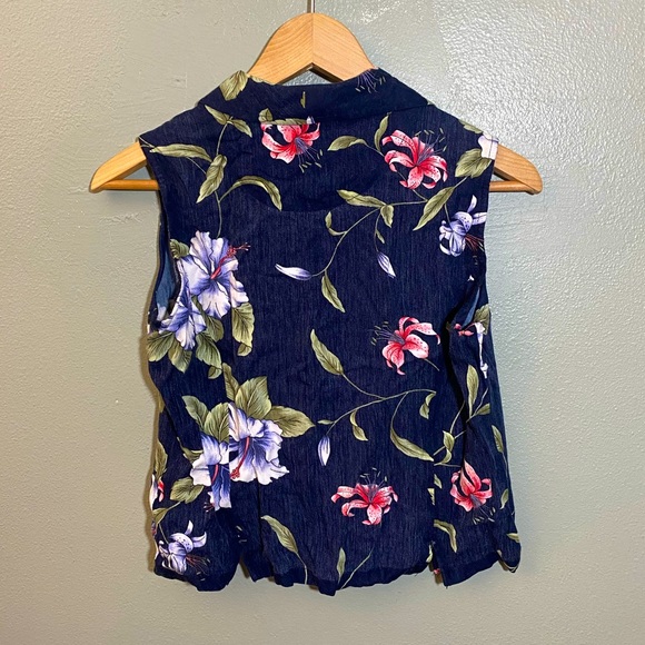 Caribbean Joe Botanical Vest - Picture 2 of 2